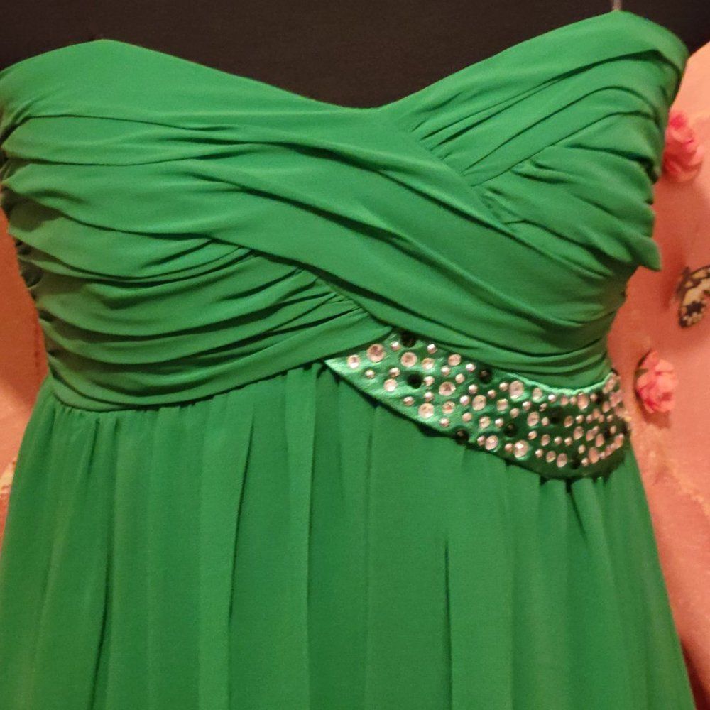 CITY STUDIO EMERALD GREEN COCKTAIL DRESS - Picture 7 of 8